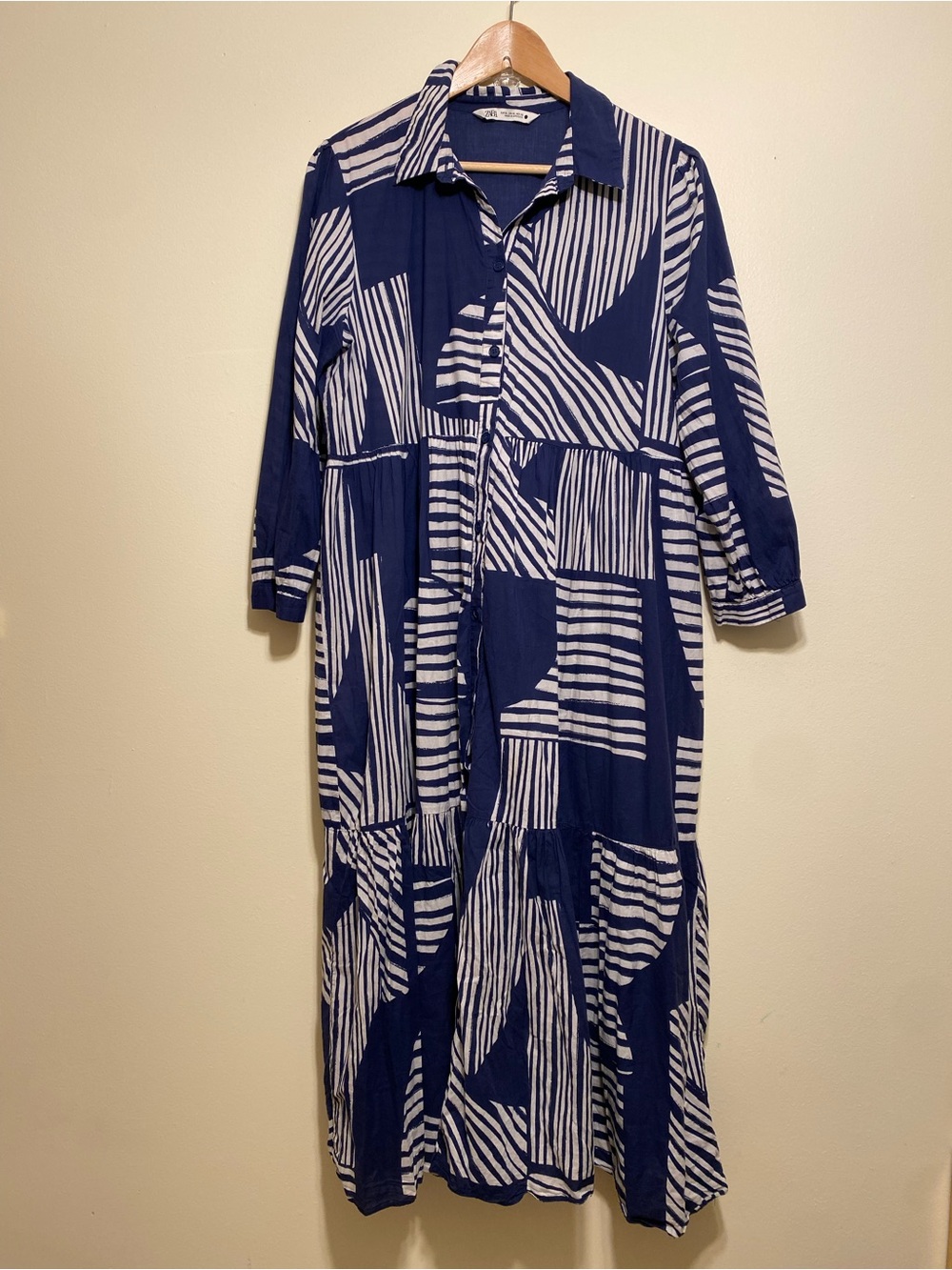 Zara Navy and White Geometric Maxi Shirt Dress. Size XL . Style 2183/246/400